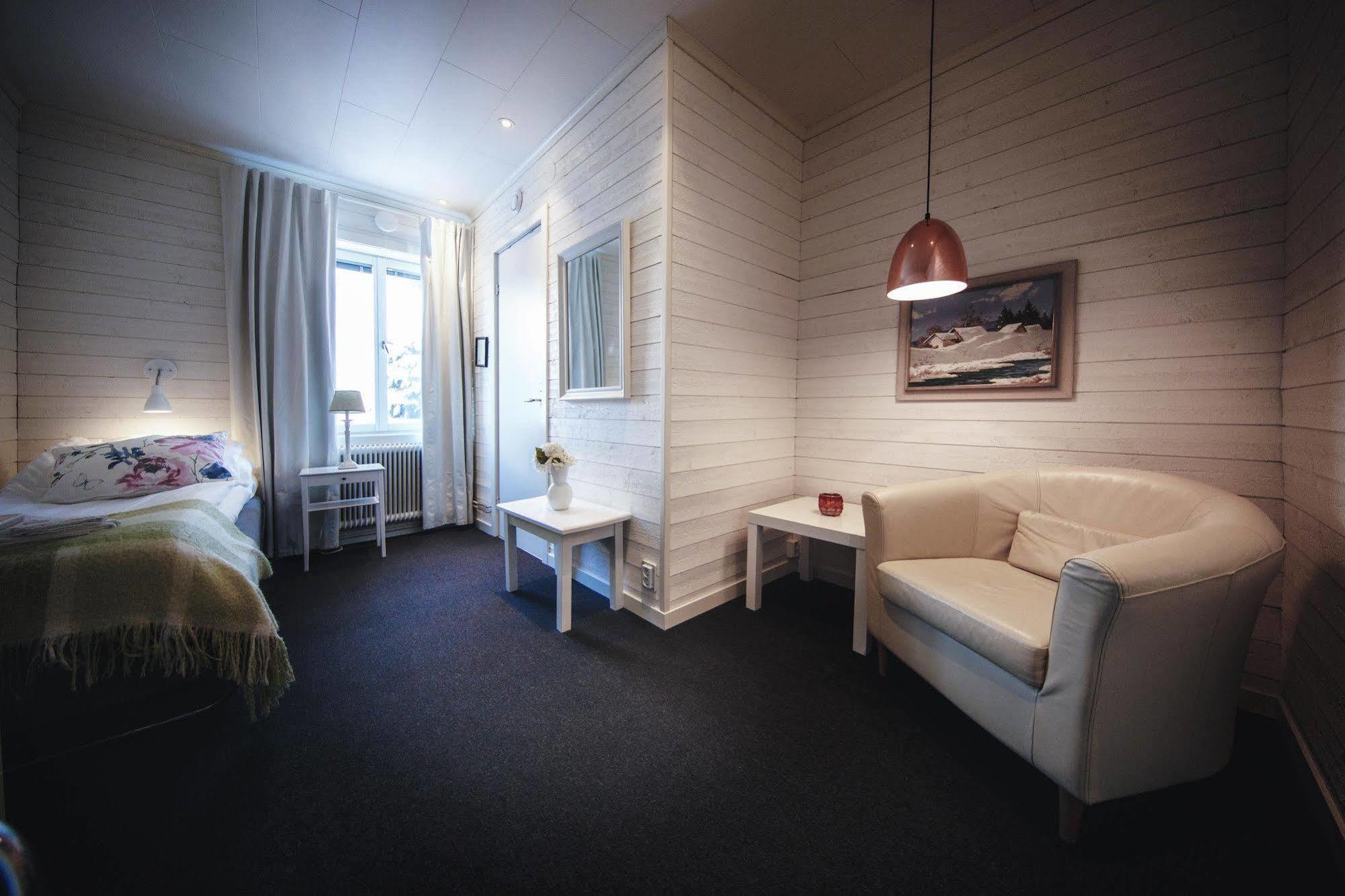 Hotell Pilen Umea Exterior photo