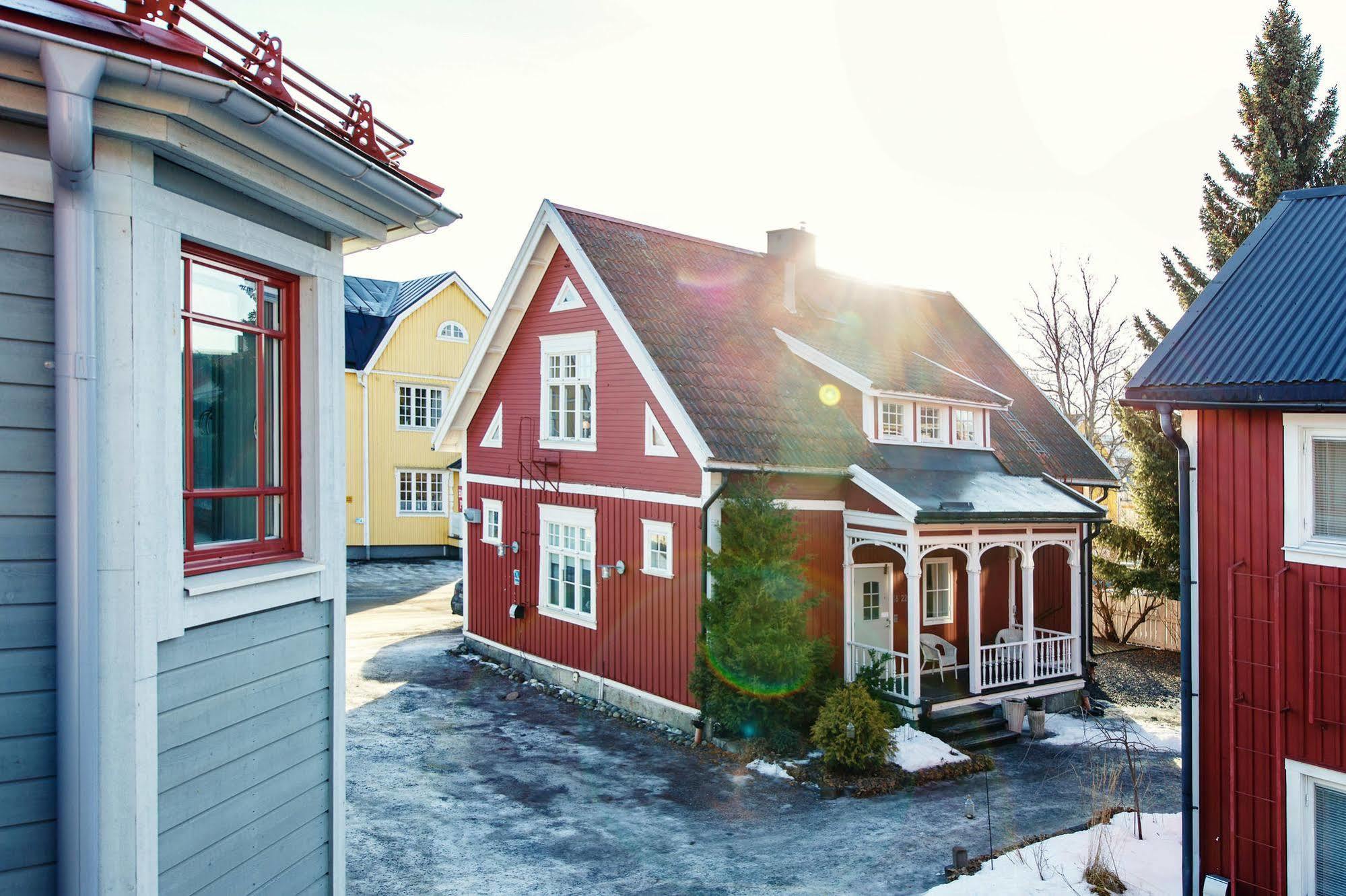 Hotell Pilen Umea Exterior photo